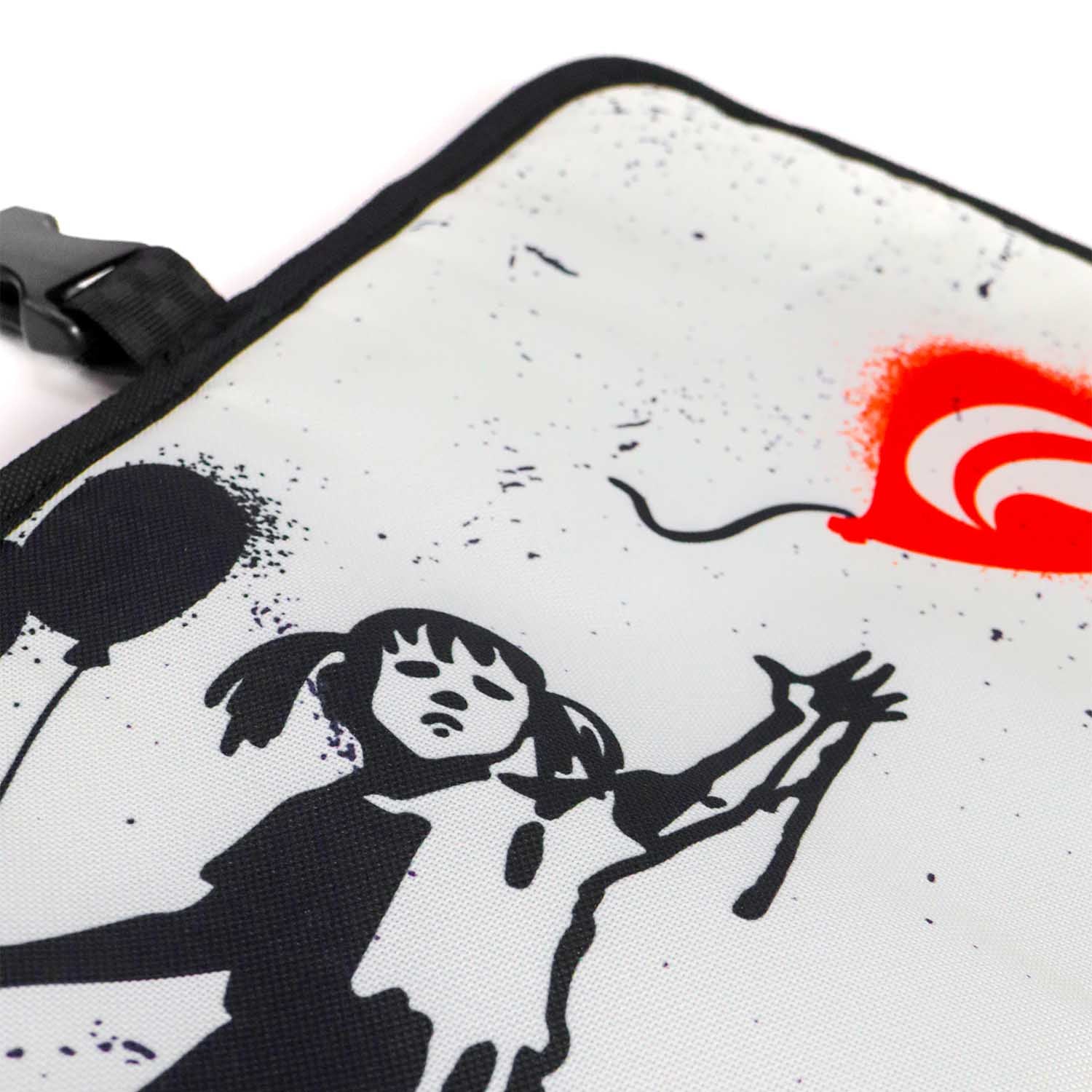 Faceoff® Mini - Love B