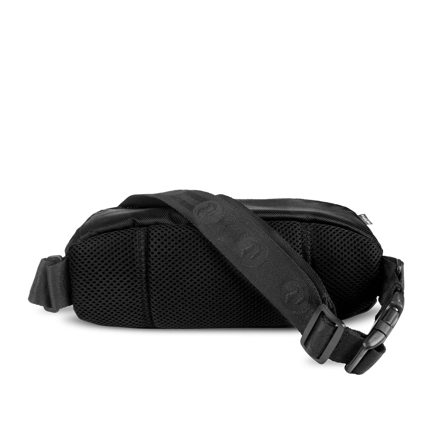 Maverick - Black Canvas