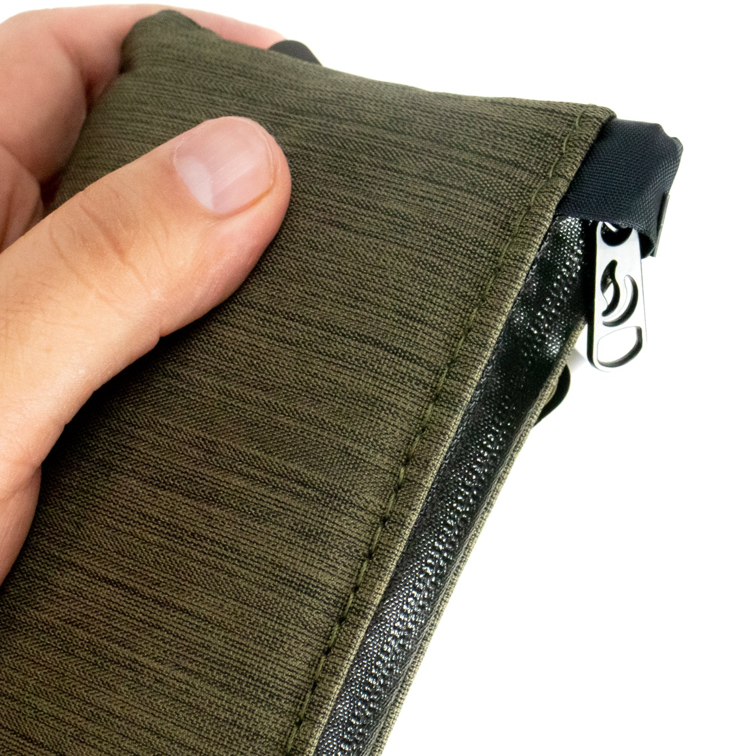 7" Zip Pouch - Green Oxford