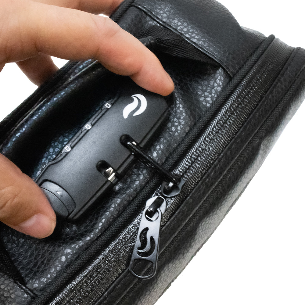 Pilot L - Black Leather