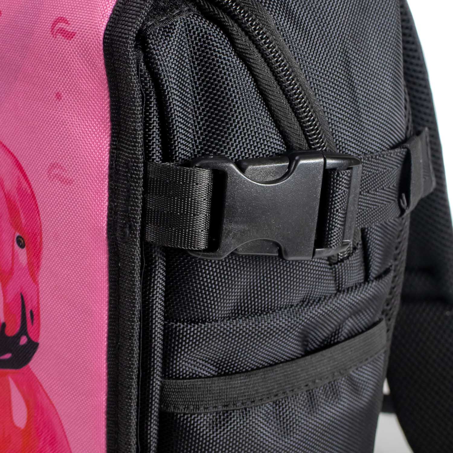 Flamingo - Faceoff® Small