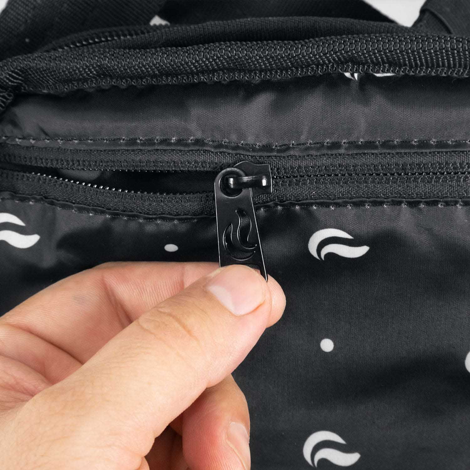 Hipster - Black Canvas