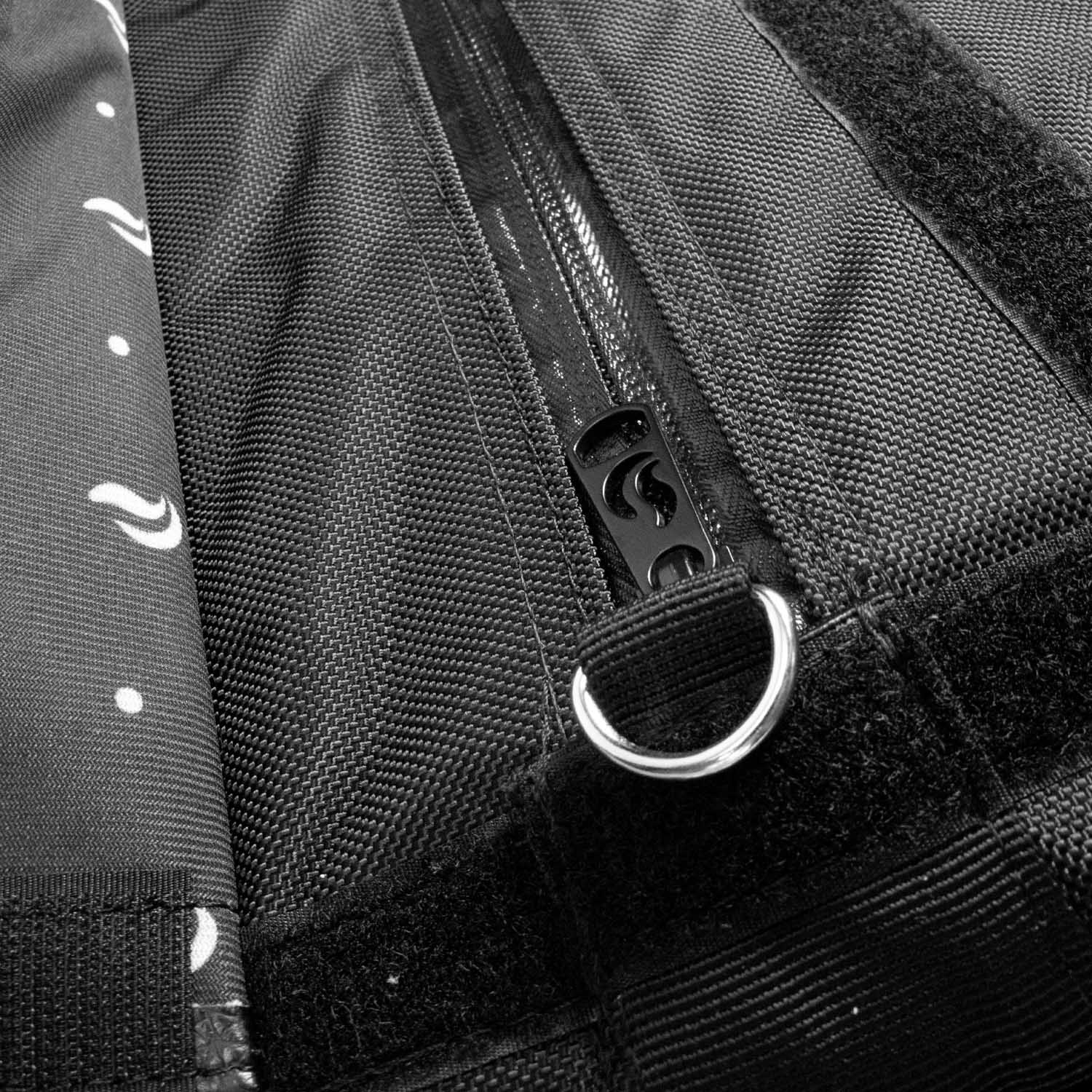 Midnight 23.5" - Black