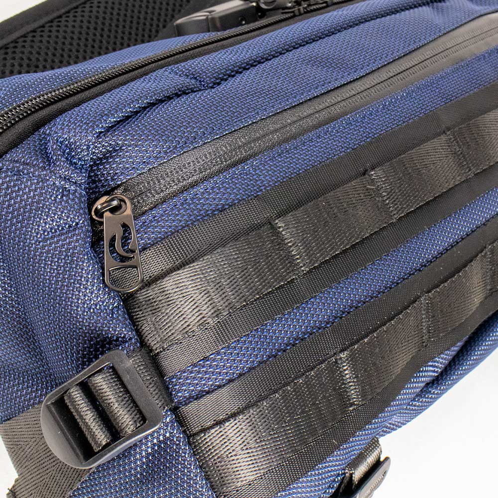 Sling M - Black Canvas