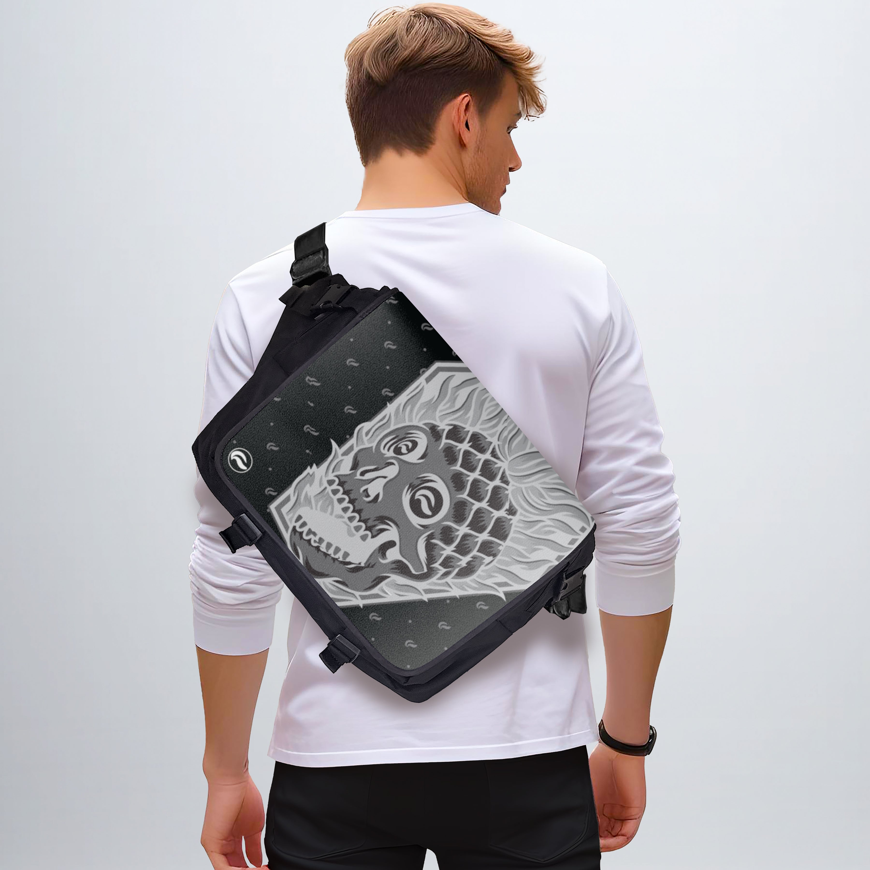 Pineapple Skull Black - Faceoff® Messenger