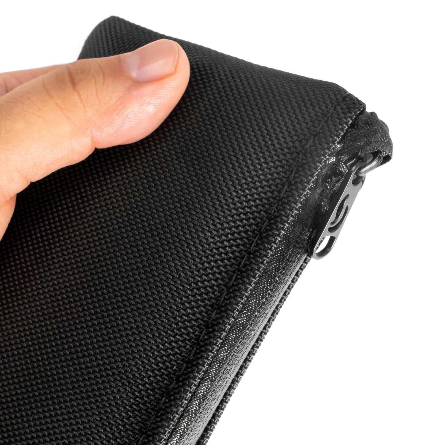 7" Zip Pouch - Black Canvas