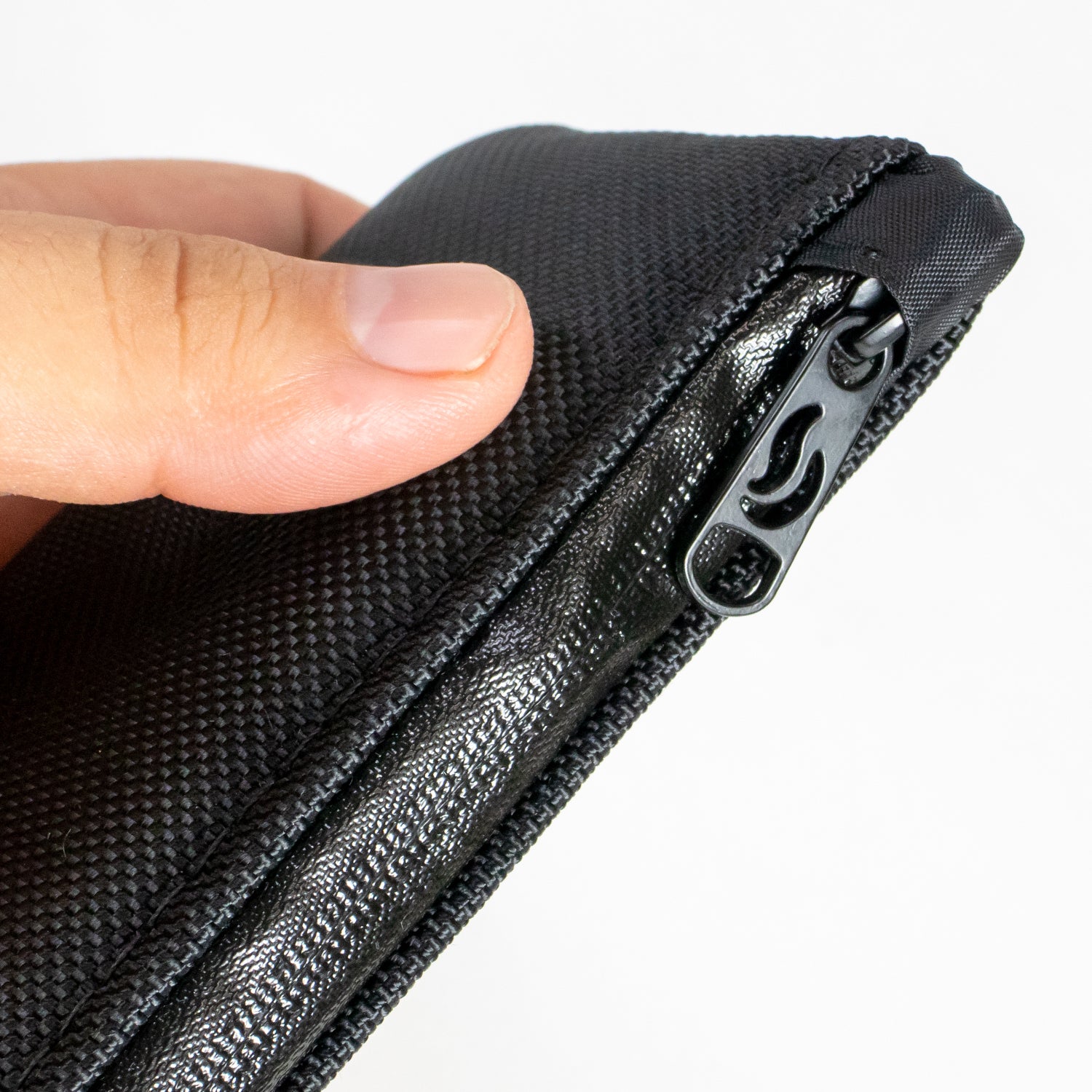 6" Zip Pouch - Black Canvas